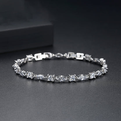Noir Bracelet (Adjustable Size)